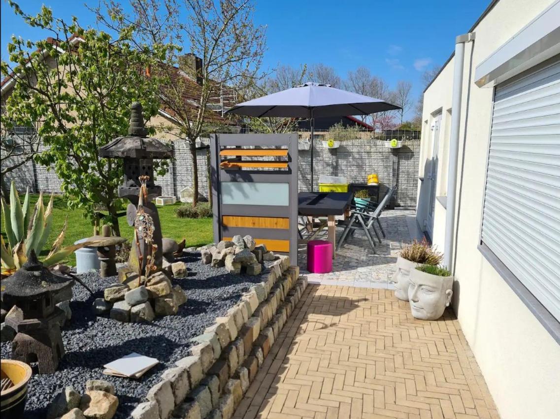 フリシンゲン Namastee Aan Zee Bed & Breakfast エクステリア 写真